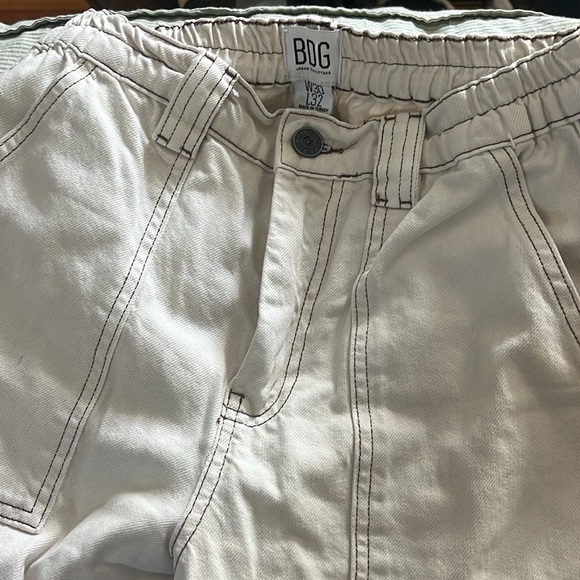 BDG urban outfitters white cargo pants - Picture 2 of 3